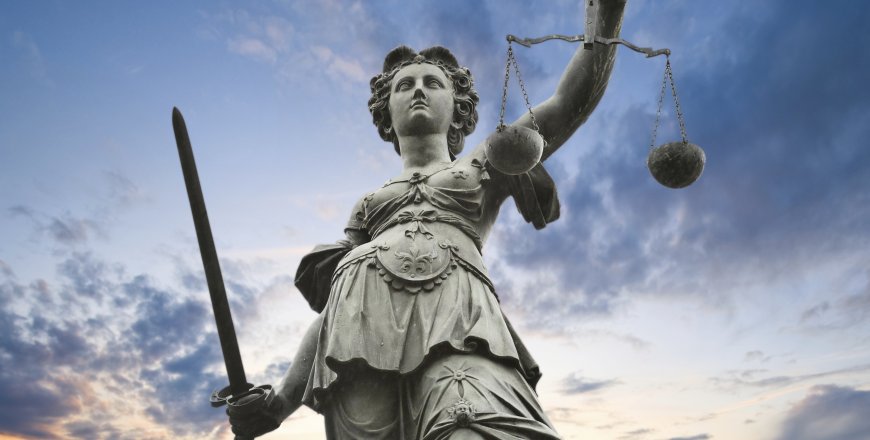 Payas&Payas provides legal consultancy and litigation services to its native and foreign clients in Turkey since 1994. We welcome you to our offices in Izmir, Antalya, Istanbul, Ankara, Fethiye, Kuşadası and Bodrum.